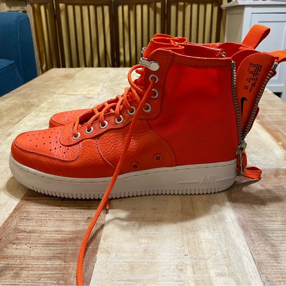 Nike Shoes Men’s. Blood Orange. Size 8.5 - Picture 2 of 8